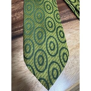 Haband‎ Green and Yellow geometric circle tie